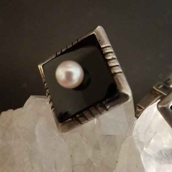 Vintage Sterling Cultured Pearl Black Onyx Cuff Links - Picture 2 of 5